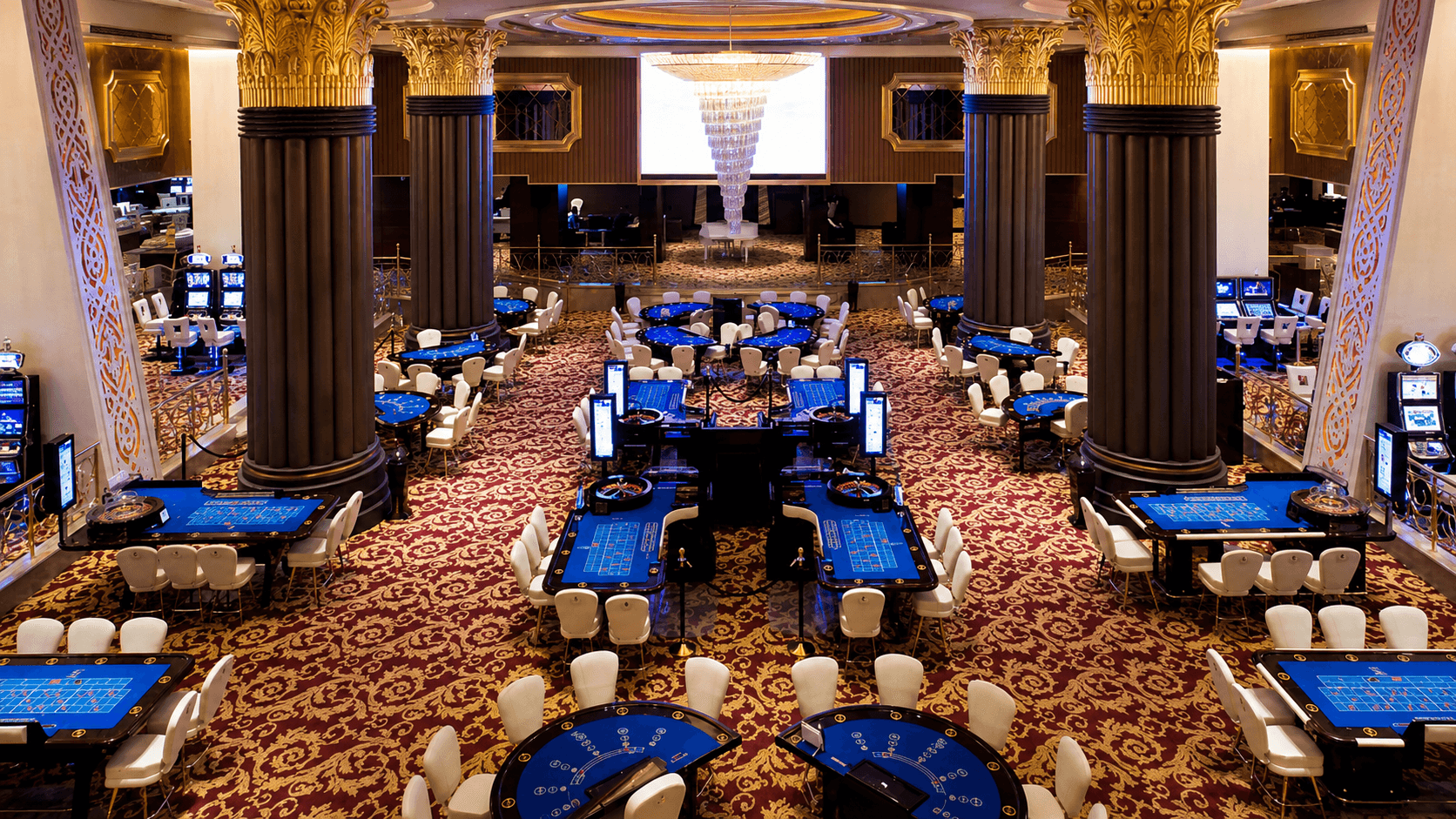 Cratos Casino gece sahnesi